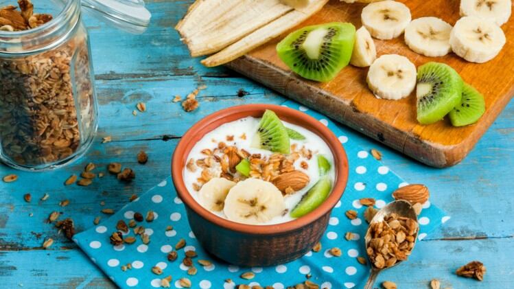 Why breakfast may not be best in the battle to lose weight – Australian review