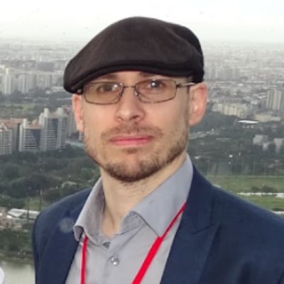Dr. Alain  Delpy