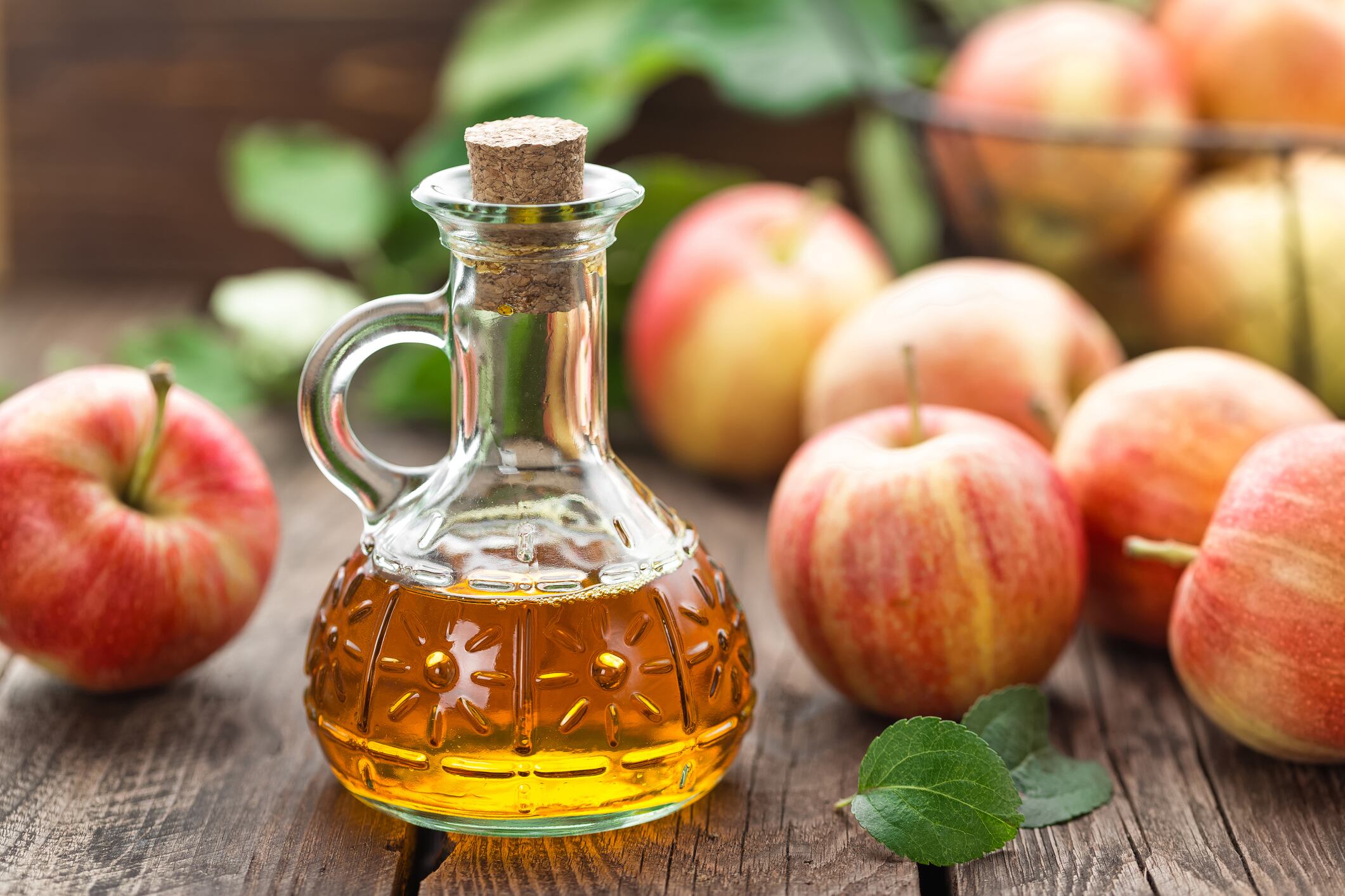 Apple cider vinegar review backs weight management potential