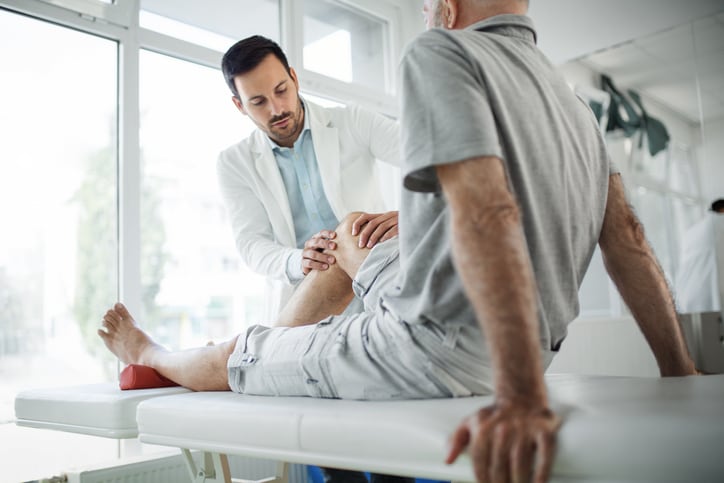 Supplements-may-improve-knee-surgery-recovery.jpg