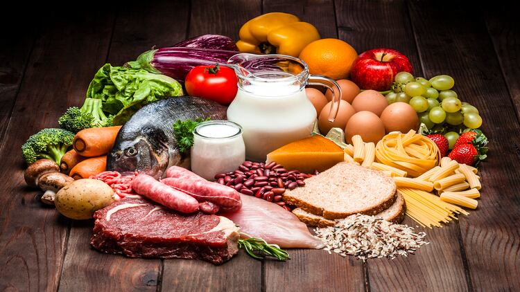 Risk of high blood pressure reduced by eating a mix of proteins, study finds