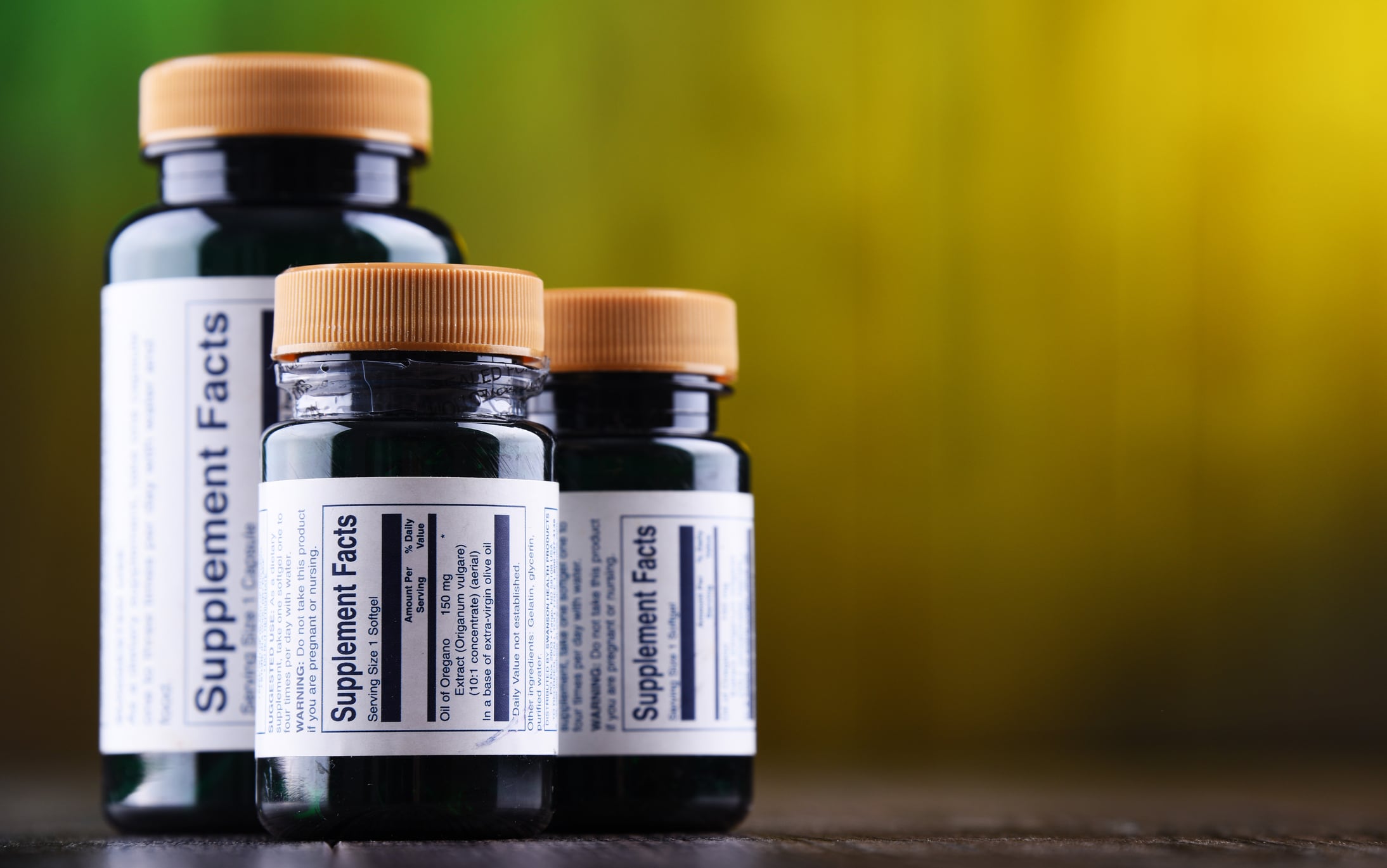 Supplement-bottles-C-monticelllo-Getty-Images.jpg