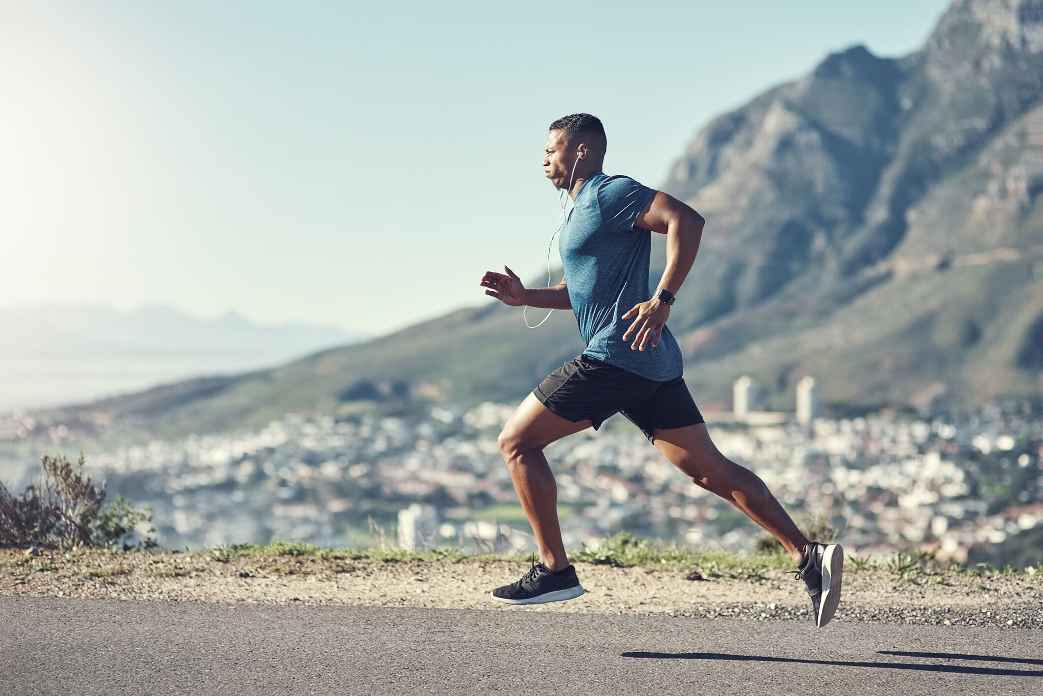 Black-seed-oil-with-astaxanthin-may-improve-mood-and-immunity-in-endurance-athletes.jpg