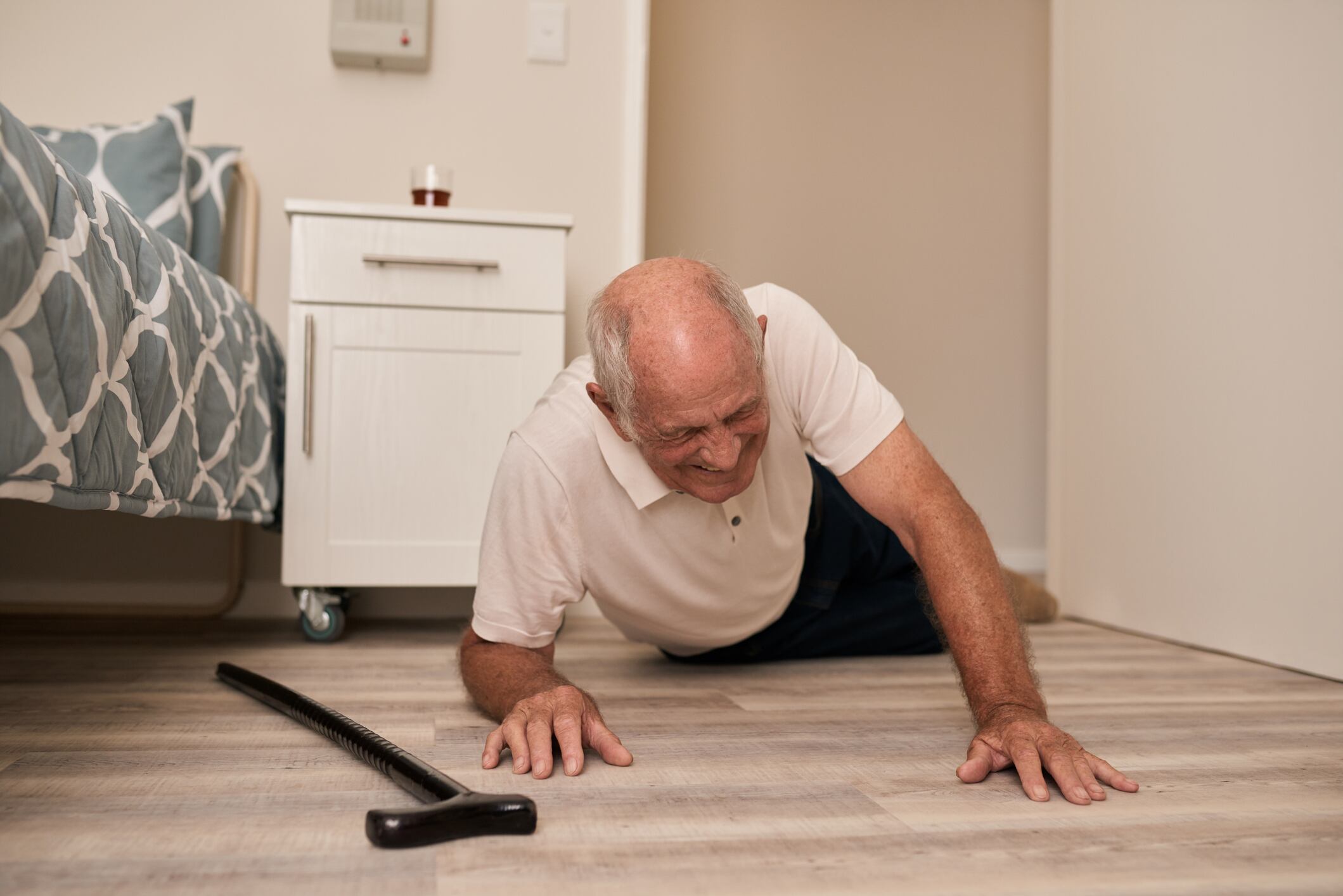 Omega-3-supplements-may-modestly-reduce-falls-among-the-elderly-Large-RCT.jpg