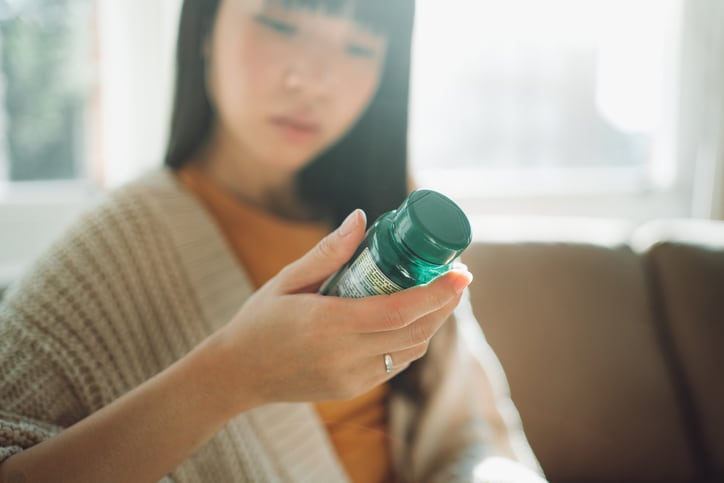 Survey: 71% of CBD users self-determine dosage without consulting a professional