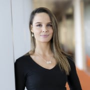 Dr. Niamh  Hunt