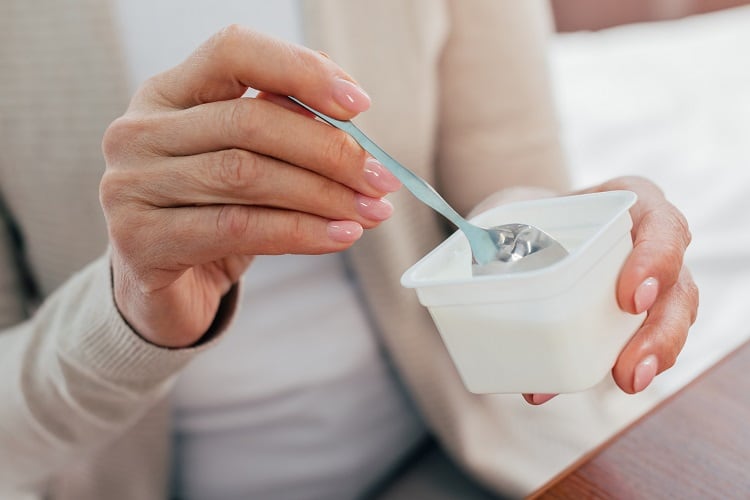 yoghurt-LightFieldStudios.jpg