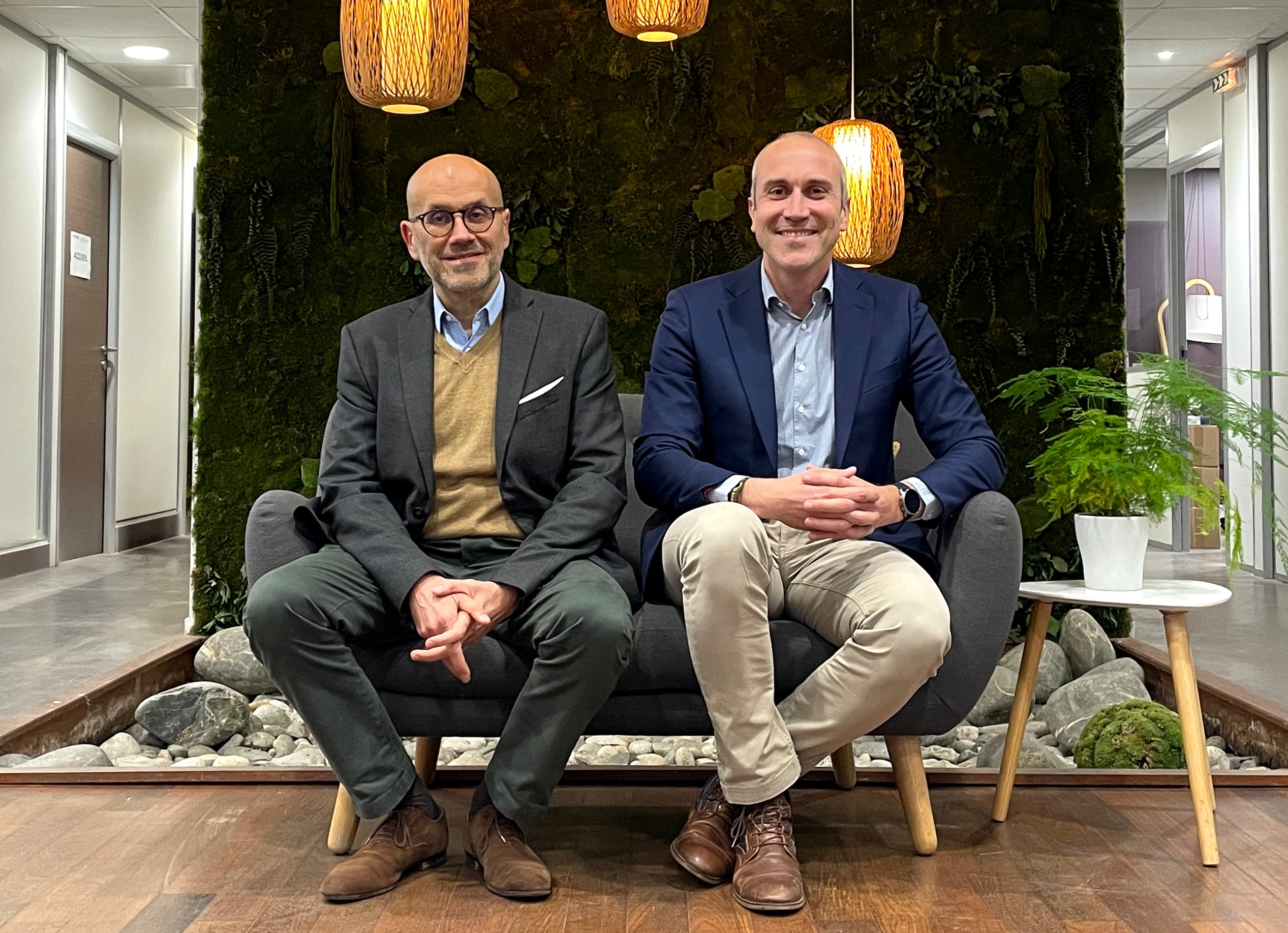 Grégory Dubourg, founder and CEO of Nutrikéo, and Antoine Mercier, executive director of ProtéinesXTC, discuss their agencies' merger and plan to tackle innovation, marketing, and scientific challenges in the industry.