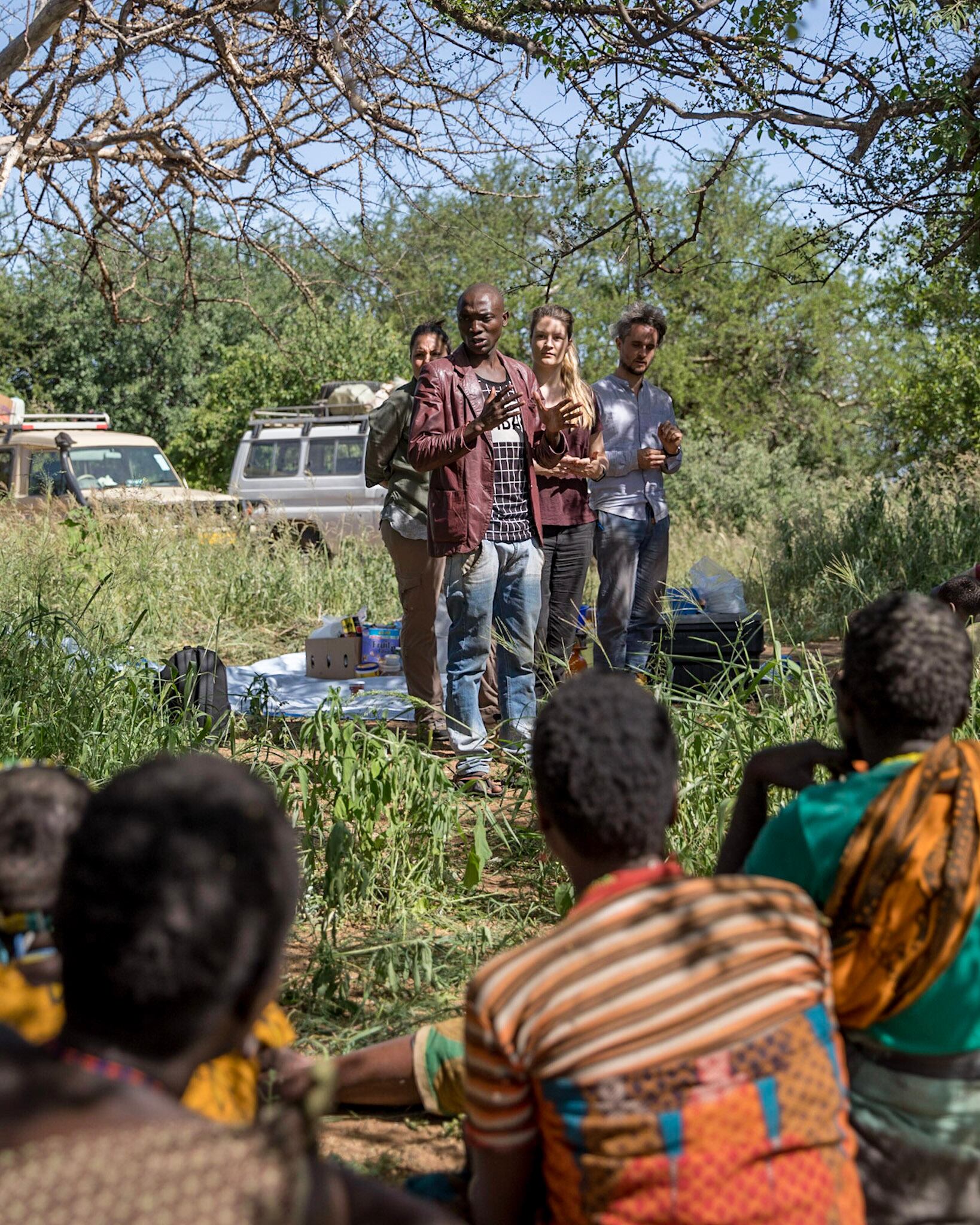 field-tanzania_4.jpg