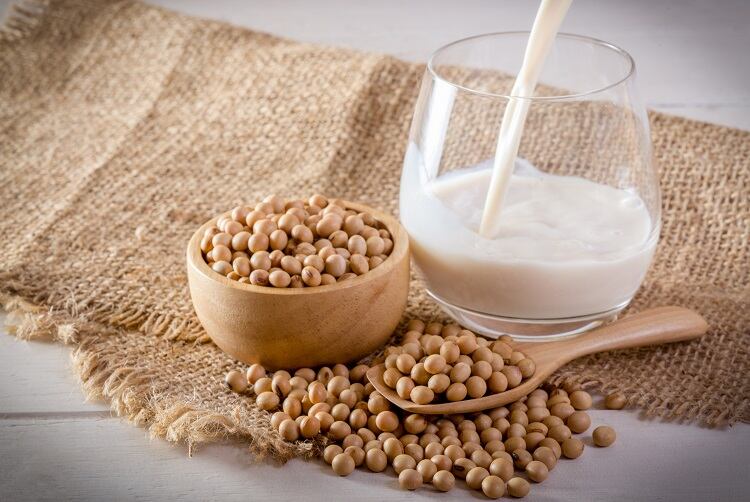 Worrying-levels-of-phytoestrogens-found-in-soy-based-products-claims-French-consumer-group.jpg