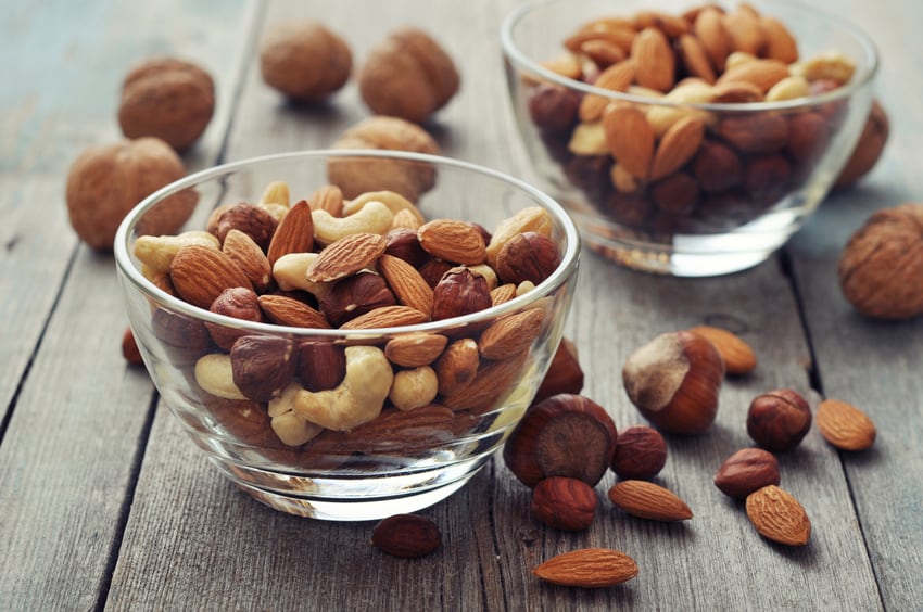 Governments should recommend nuts to pregnant women, says study  