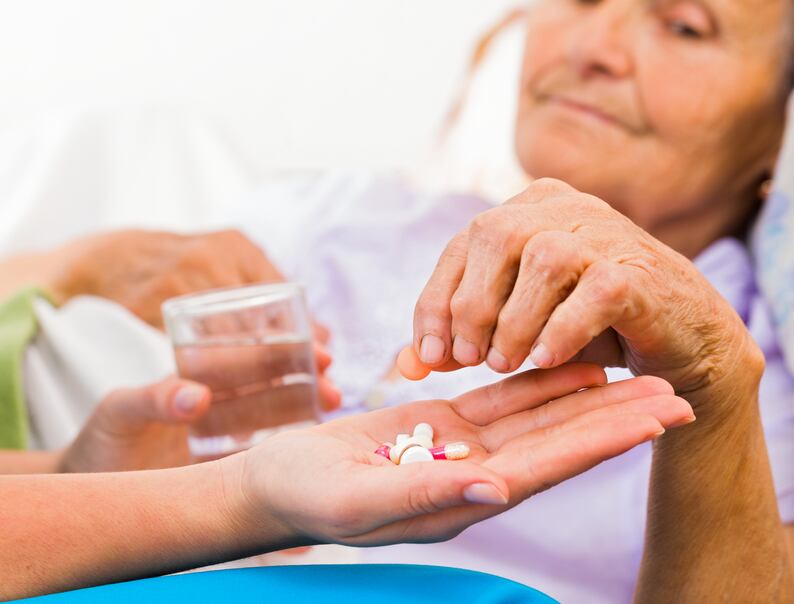 dementia-brain-memory-elderly-older-ageing-iStock.com-Lighthaunter.jpg