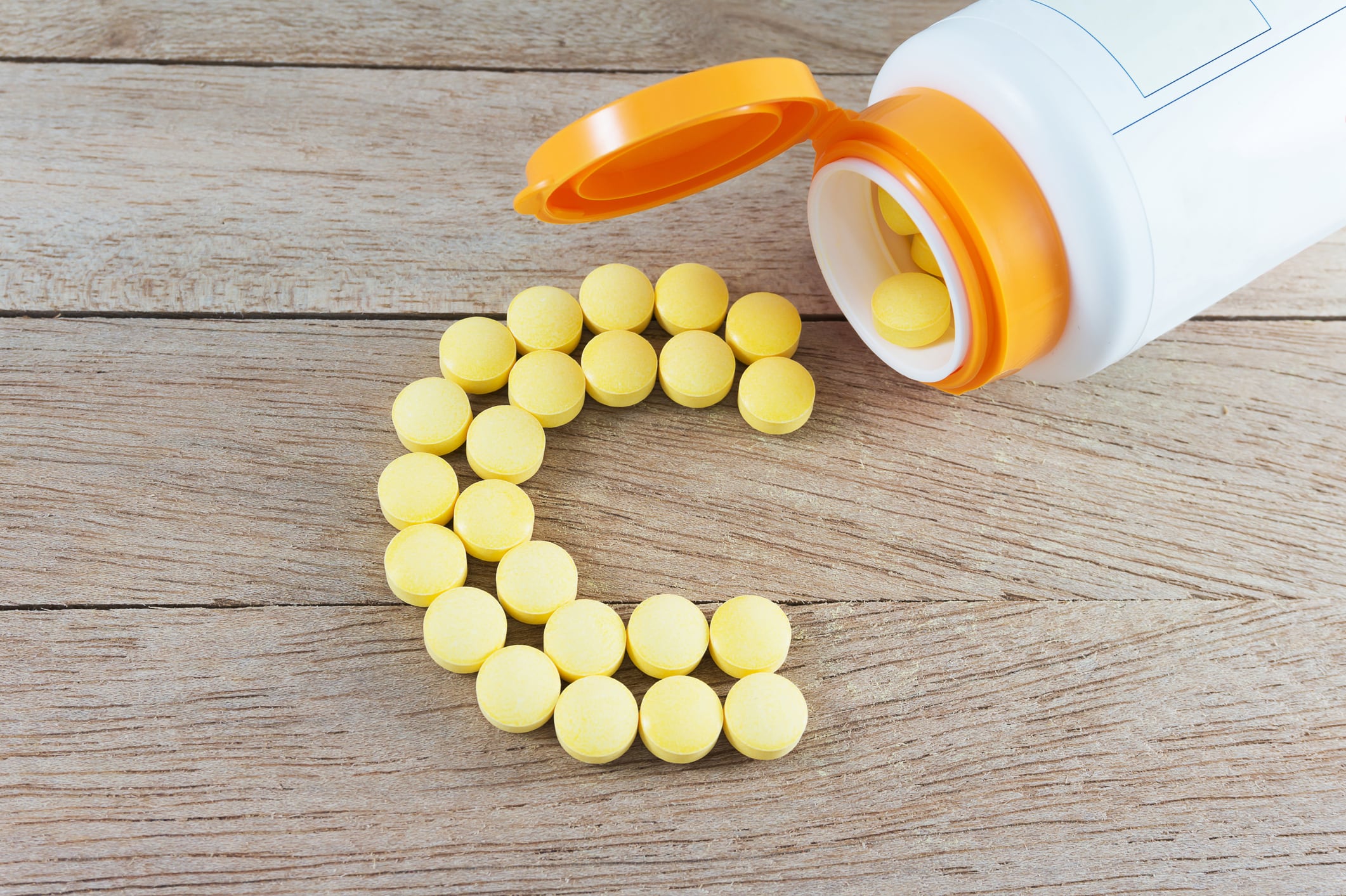 Vitamin C uptake requires transport across the gut epithelium to get into the blood circulation and then across cell membranes. that this limitation can be bypassed when the vitamin is encapsulated into liposomal nanoparticles