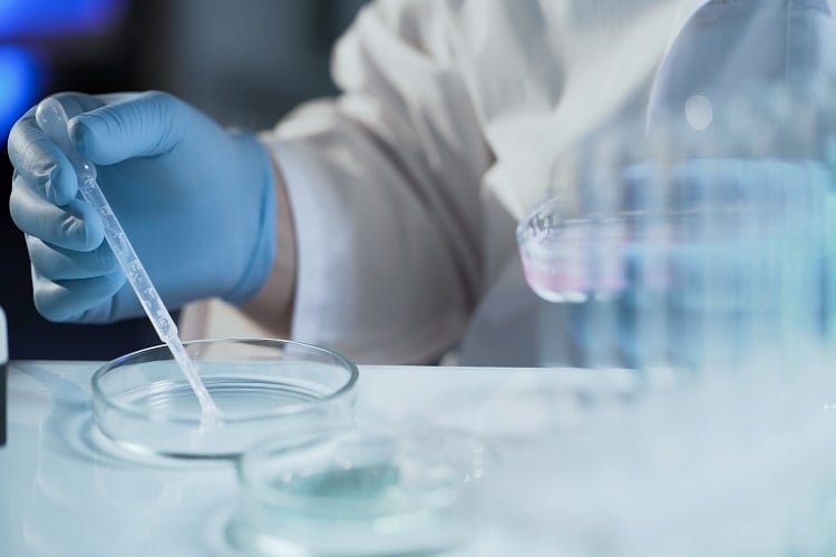 Japanese-scientists-conduct-first-clinical-trial-for-Parkinson-s-using-iPS-cells.jpg