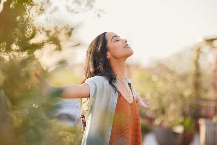 Combatting-stress-Efficacy-and-safety-of-Rhodiola-rosea-and-Ashwagandha-reviewed.jpg