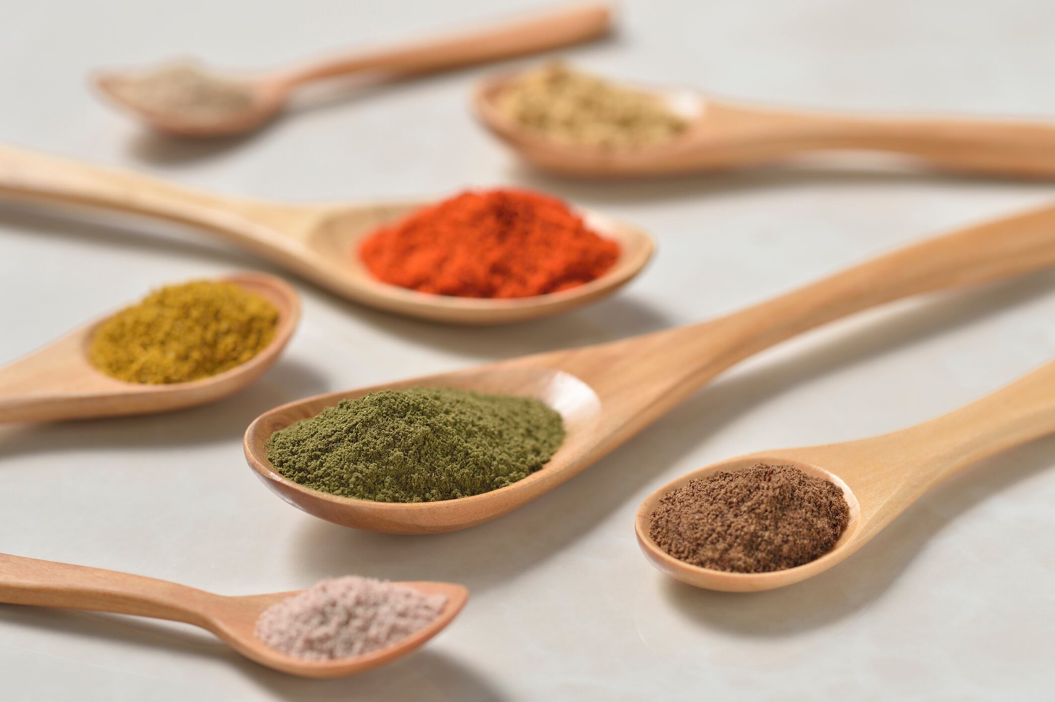 "ginger powder,black salt,cayenne powder,curry powder,green pepper powder,allspice powder,mango powder