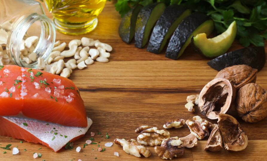 omega-3-sources-dha-epa-fish-oil-iStock.com-autumnhoverter.jpg