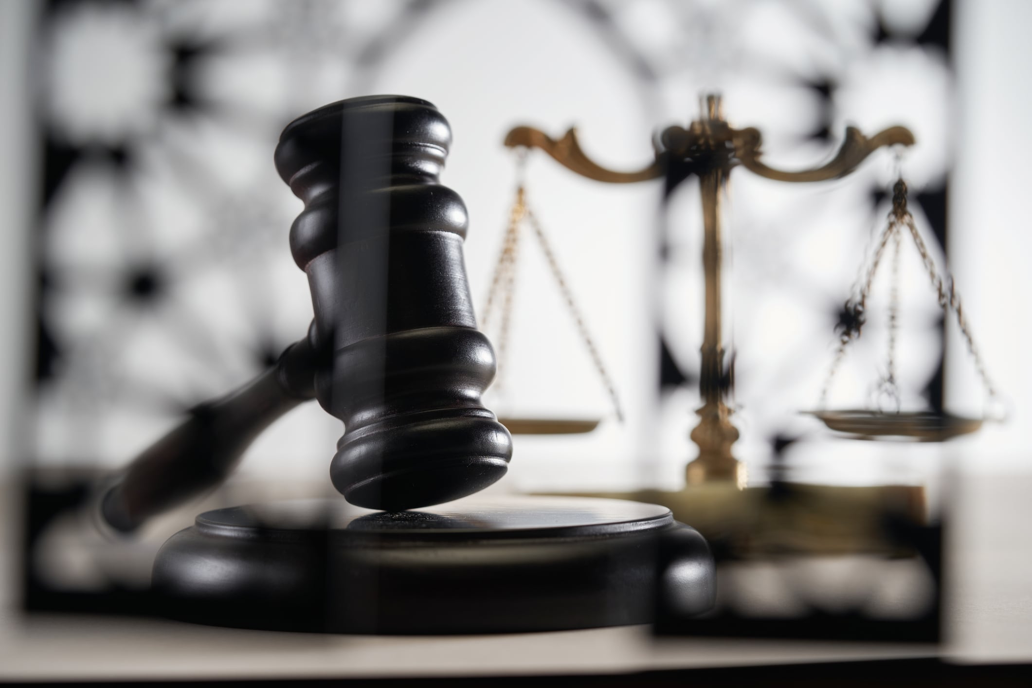 gavel hammer and scales of justice