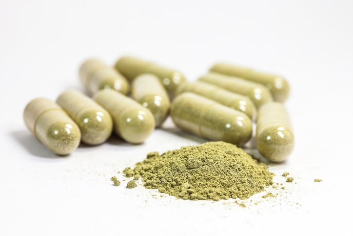 Urgent liver transplant prompts green tea warning