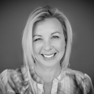 Jennifer Lynn Mo