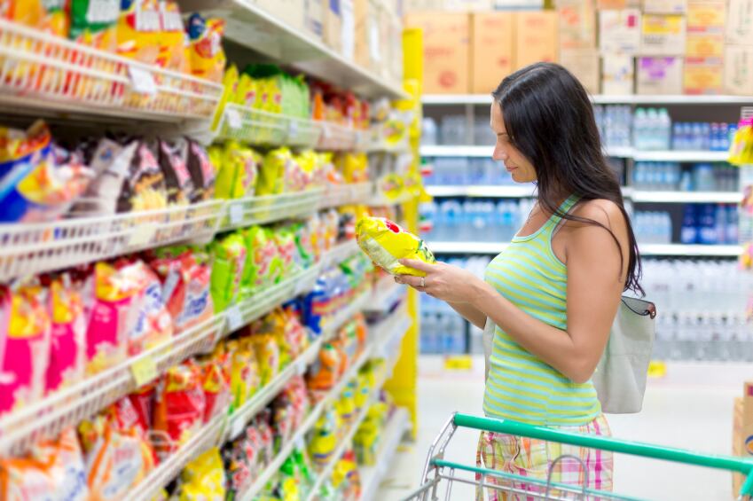 consumer_shopping_potato_chips_iStock_free.jpg