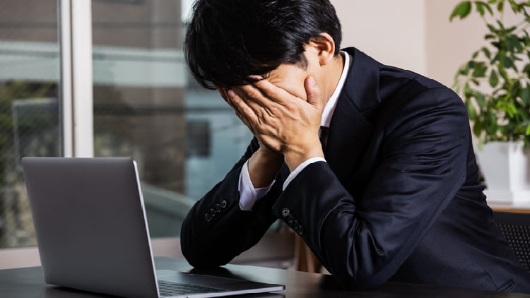 微細藻類ユーグレナがストレスを覚える人の睡眠の質と仕事の効率性を改善-日本の研究