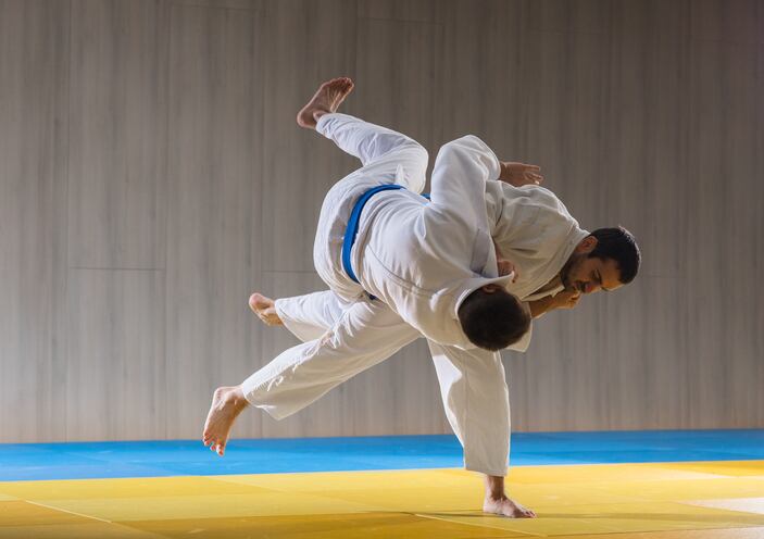 Beetroot-based gel speeds up handgrip strength recovery in combat sports athletes: Study 