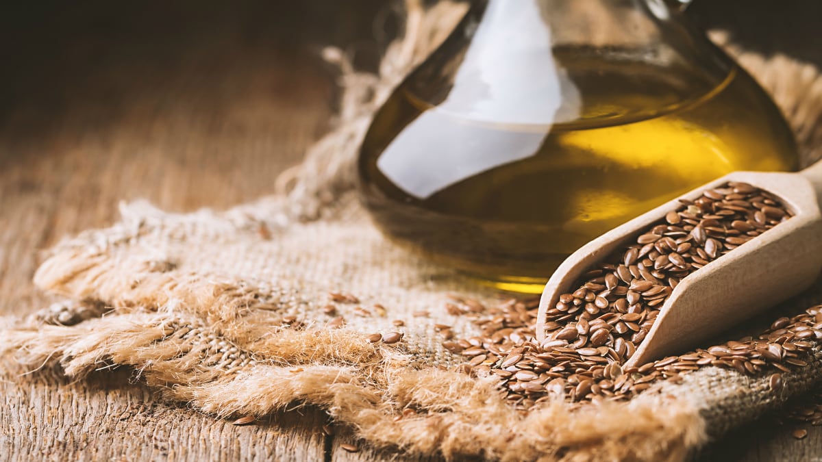 Omega-3 from flaxseed oil useful against endometrial hyperplasia symptoms: Iranian RCT