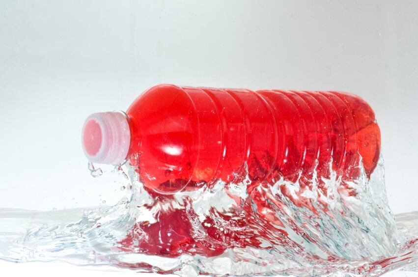 Sports drinks and energy bars blamed for poor athlete oral health, study finds 