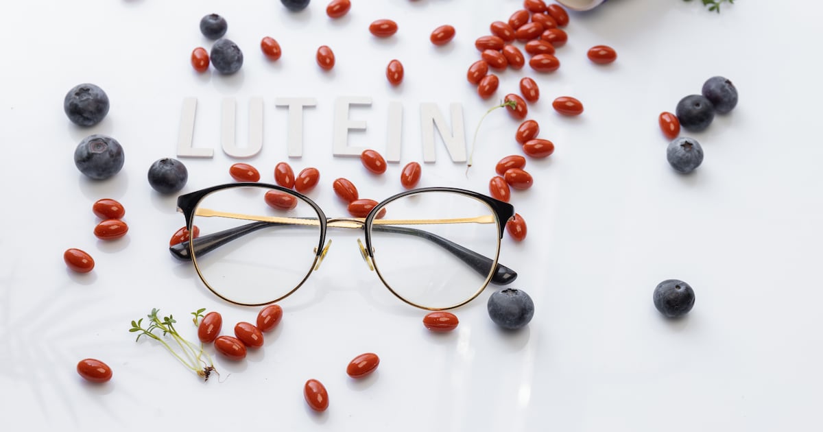 Carotenoids play vital role in reducing photooxidative damage, preserving retina function