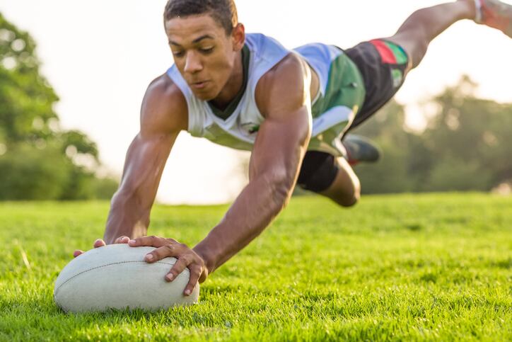 Low-energy-availability-linked-to-poor-sleep-quality-in-young-athletes.jpg