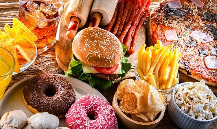 Could a 'junk food' diet cause long-term damage to the brain?