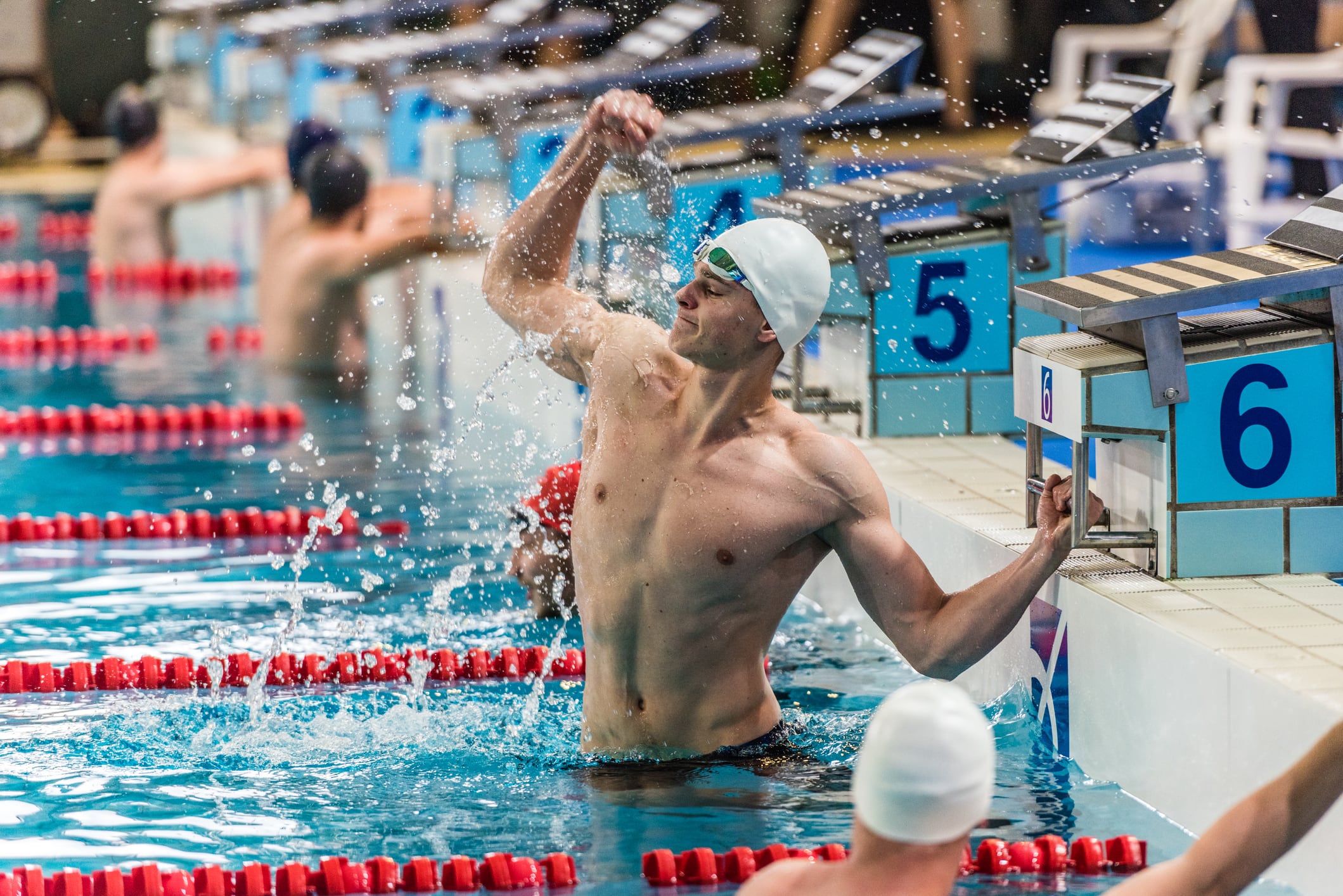 Probiotics plus omega-3s may boost muscle strength for swimmers: RCT