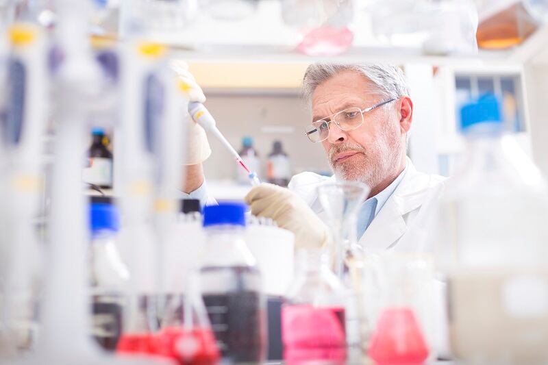 researcher-lab-science-scientist.jpg
