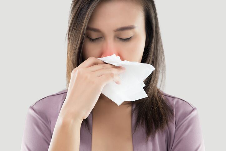 House dust mite allergies can lead to symptoms such as runny nose.