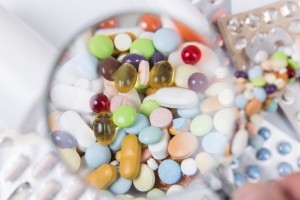pills supplements safety ingredients assessment iStock.com Tuned_In