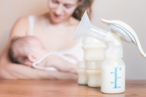 breastfeeding milk formula infant baby mother iStock.com Pilin_Petunyia