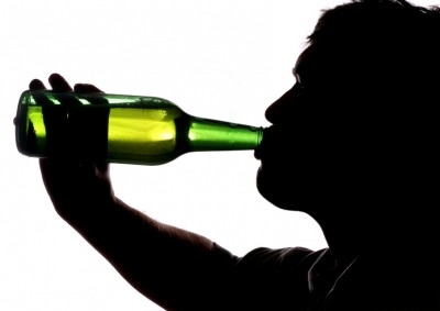 Patients with chronic alcohol abuse and alcoholic liver disease are known to undergo changes in the composition of intestinal microbial communities. (© iStock.com)