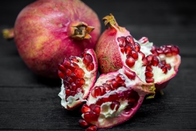 Pomegranate extract may benefit eye health, study finds