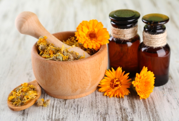 marigold-extracts-supplements-oils