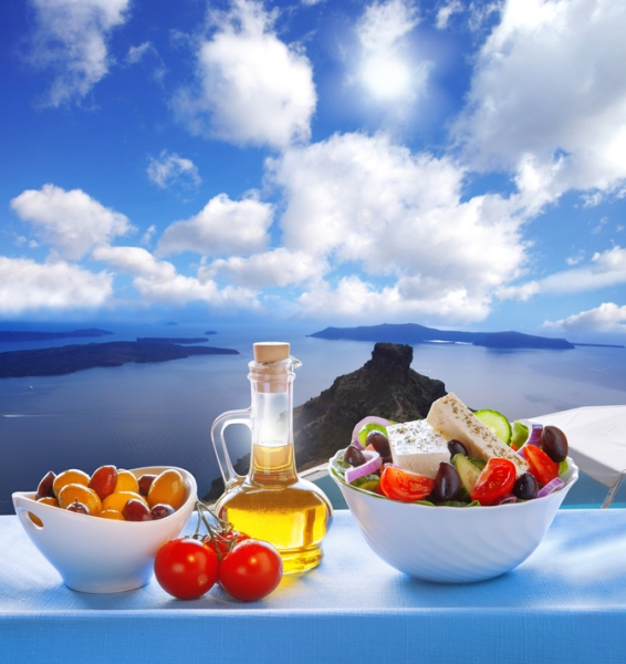 Greek food, Mediterranean diet, healthy Copyright extravagantni