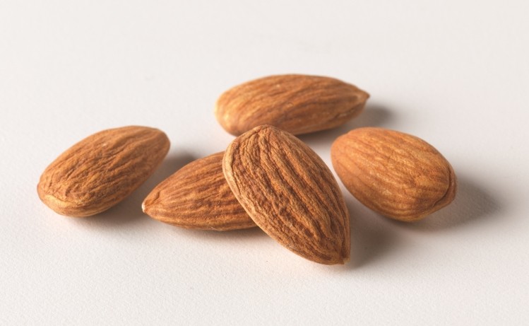 Almonds backed for cholesterol management and heart health