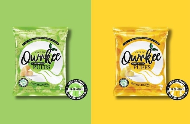 Qwrkee puff snacks - Cauliflower and vegan cheese