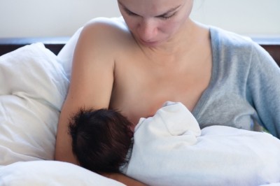 An estimates 10% of breastfeeding women are affected by mastitis, whereby the breast tissue becomes painful and inflamed. © iStock.com / AjFilGud