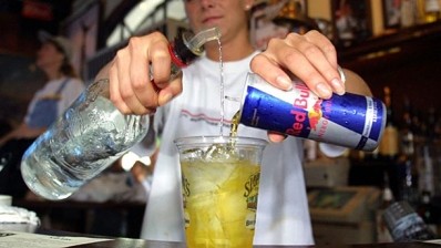 Study: Energy drinks increase the desire to drink longer and harder