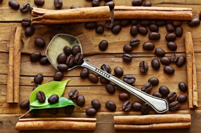 Coffee naturally contains a variety of compounds including caffeine, antioxidants and diterpenes. These compounds not only give coffee its distinctive flavour but also the positive effects on health. ©iStock