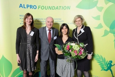 Viviana De Vergori wins the award for her thesis on reducing LDL-cholesterol