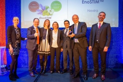 The team from Nexira collect their 2019 Healthy Ageing Ingredient of the Year award for EnoSTIM. ©WRBM.