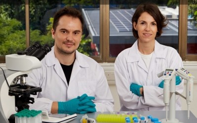 Dr Albert Dashi, CSO/cofounder and Petronille Houdart, PharmD and skincare director in the Sequential lab. ©Sequential Skin